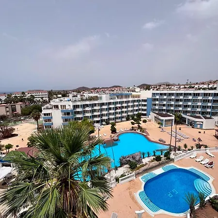 Apartment Modern Park - Pool View & Terrace *